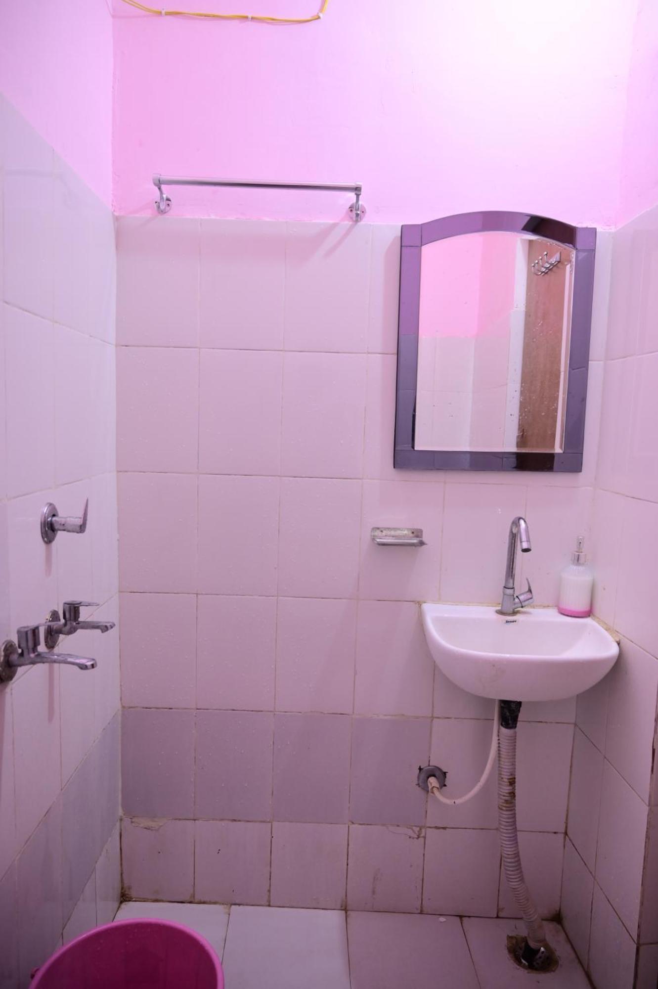 Jankivihar Homestay At Prahladghat Within 1Km From Shri Ram Mandir Ayodhya المظهر الخارجي الصورة