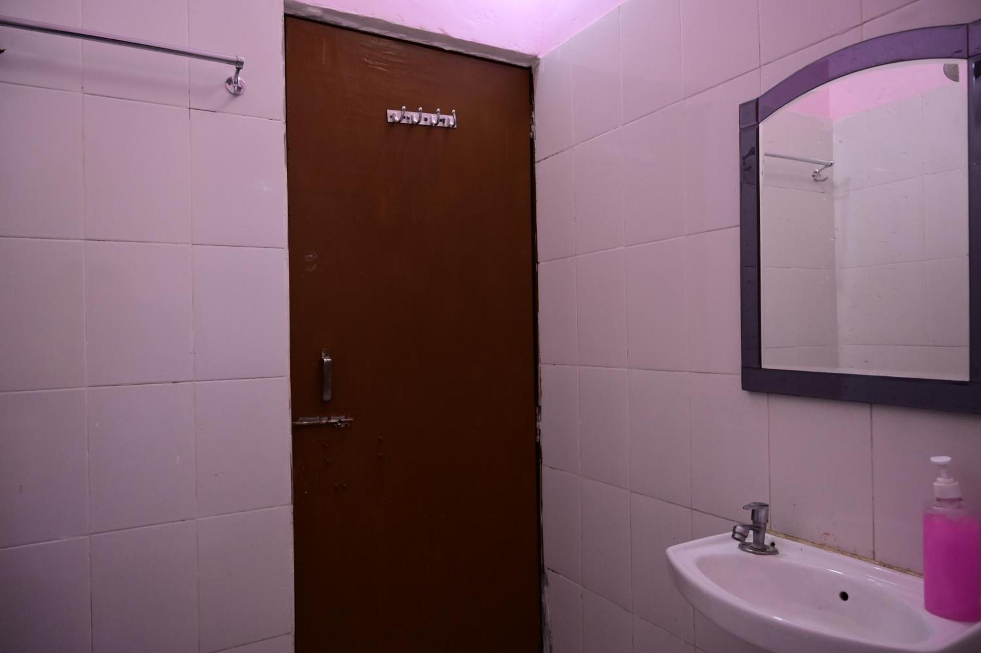 Jankivihar Homestay At Prahladghat Within 1Km From Shri Ram Mandir Ayodhya المظهر الخارجي الصورة
